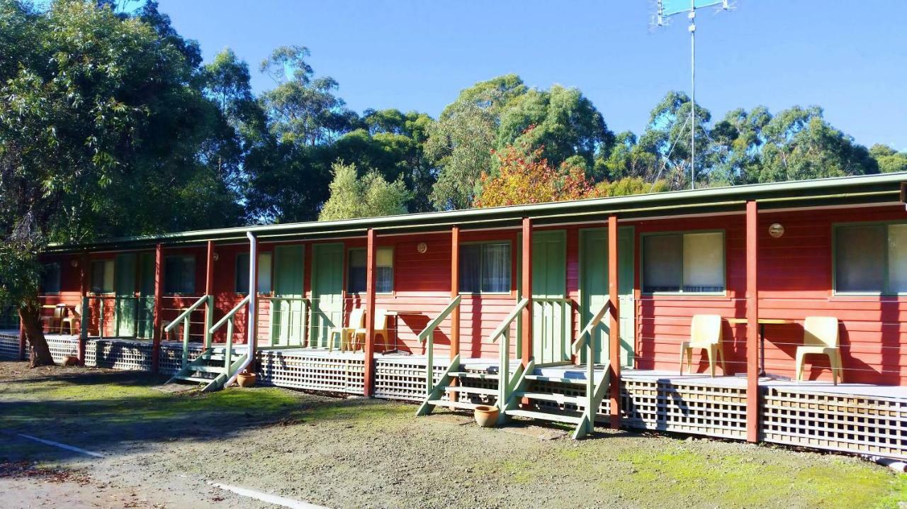 Otways Tourist Park Hotel Gellibrand Exterior photo